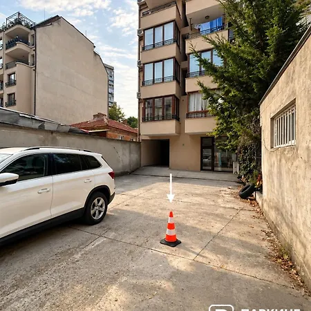 Apartment La Donna Lazur *